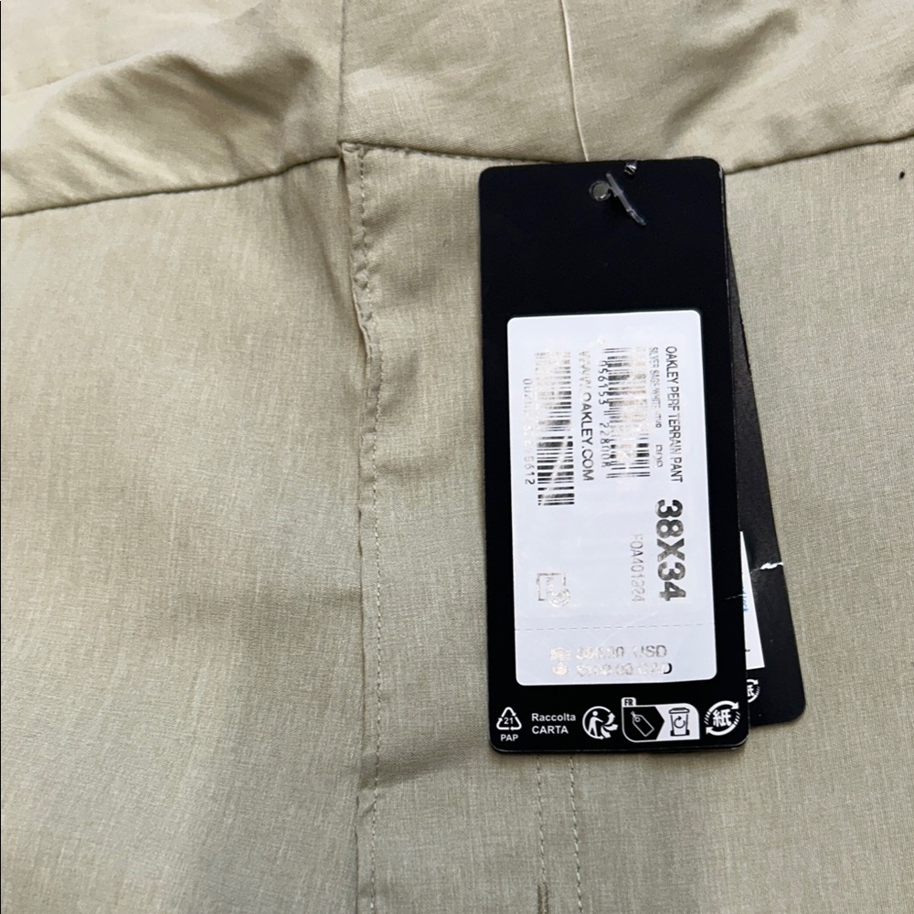 Oakley Men's Khaki Chinos
